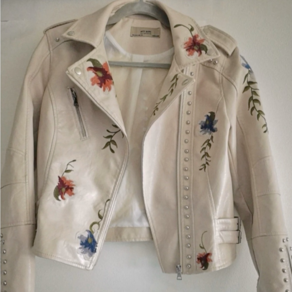 New Vegan leather embroidered jacket. M size